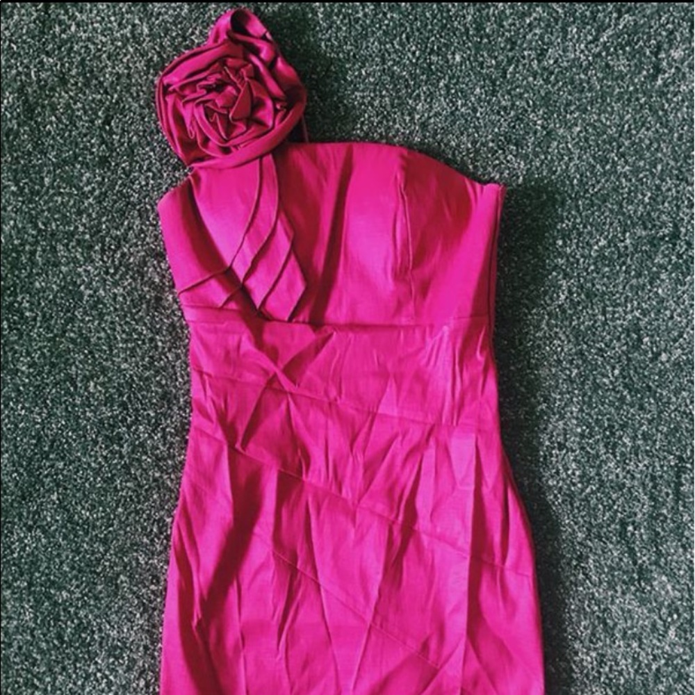 HOT PINK FORMAL DRESS